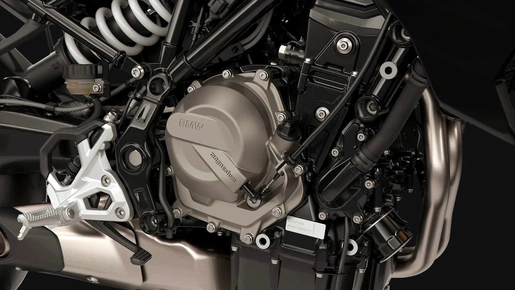 BMW F 450 R — detalhe do motor bicilíndrico paralelo de 420 cc