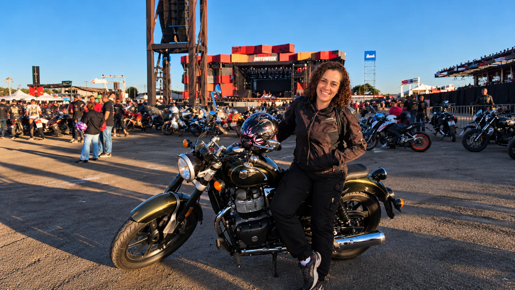 Juliana @casalcrepaldi captal moto week