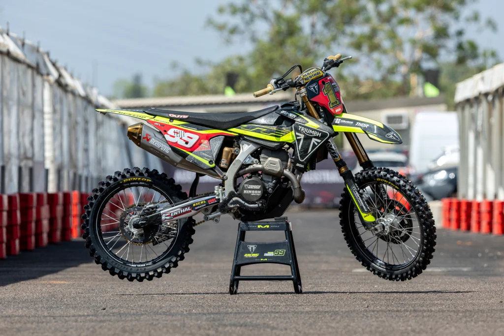 Triumph TF 250-X, a moto campeã mundial de motocross na MX2 2026